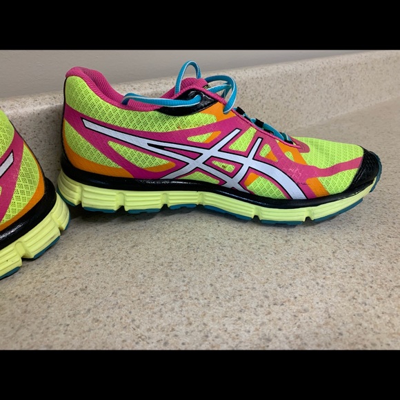 ASICS Gel Extreme 33 Shoes - sz 7 - Picture 10 of 13